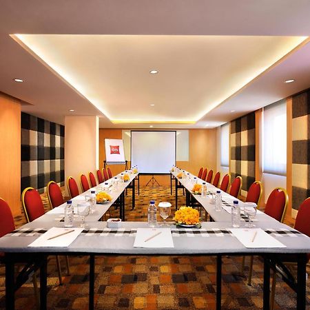 Ibis Bali Kuta Hotel Kuta  Business photo