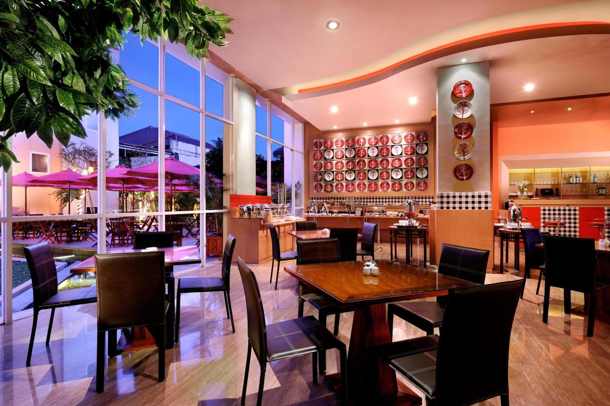 Ibis Bali Kuta Hotel Kuta  Restaurant photo